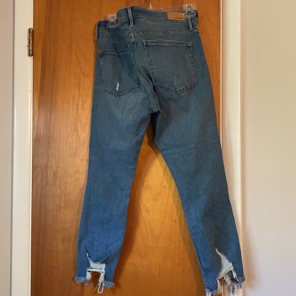 Express Distressed Jeans - Picture 3 of 4